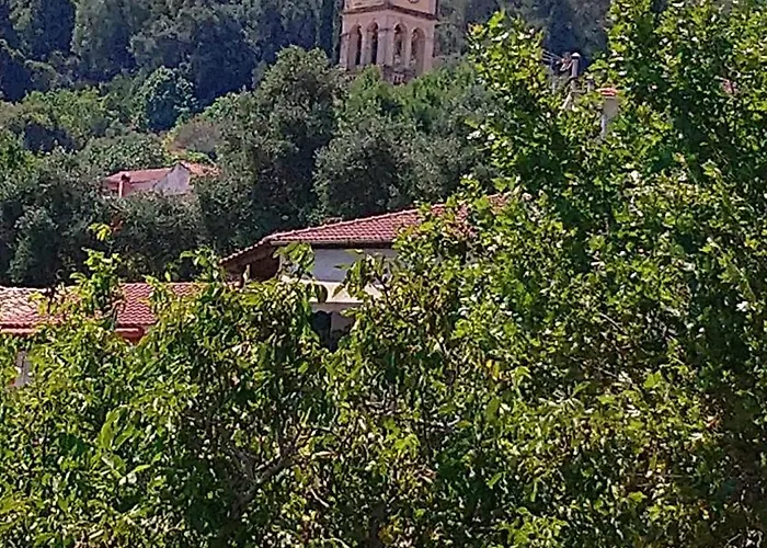 Lazaros Lodge
