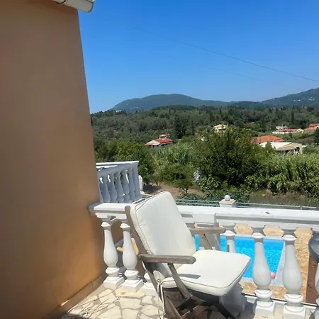 Lodge Lazaros