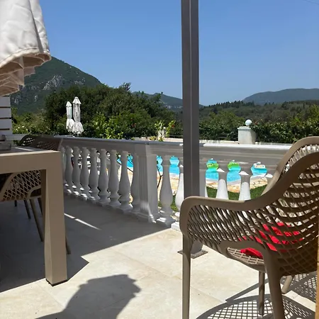 Lodge Lazaros Ágios Matthaíos