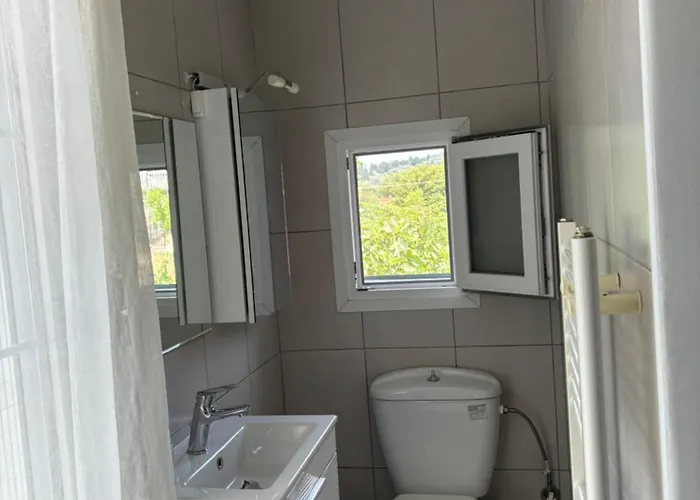 山林小屋 Lazaros
